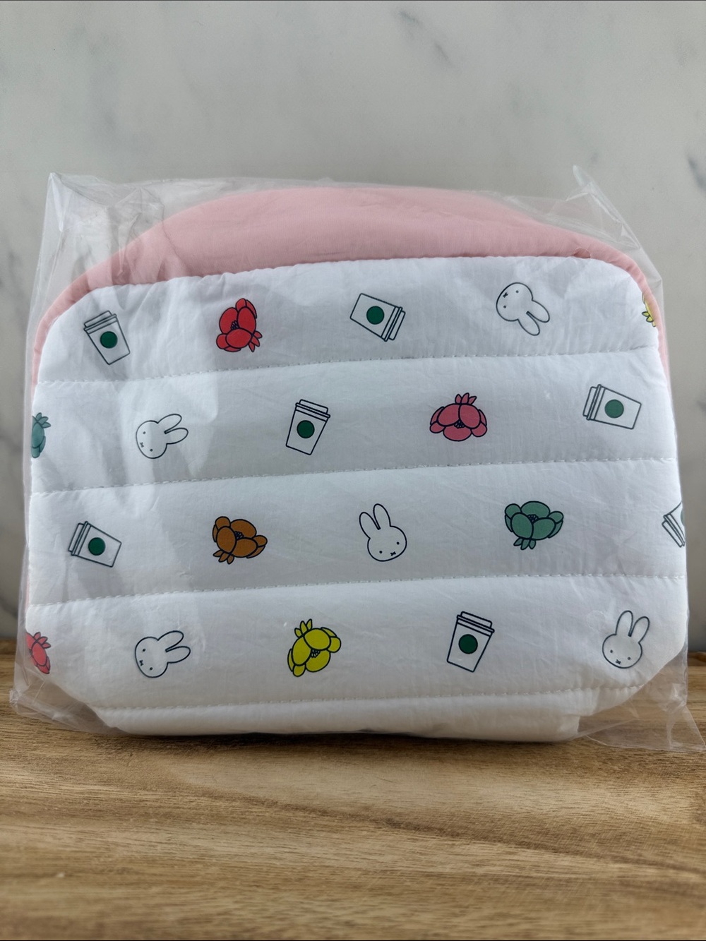 Miffy X Starbucks Collab 2026 Quilted White Pouch with Pink Trim Limited Edition - Picture 1 of 3